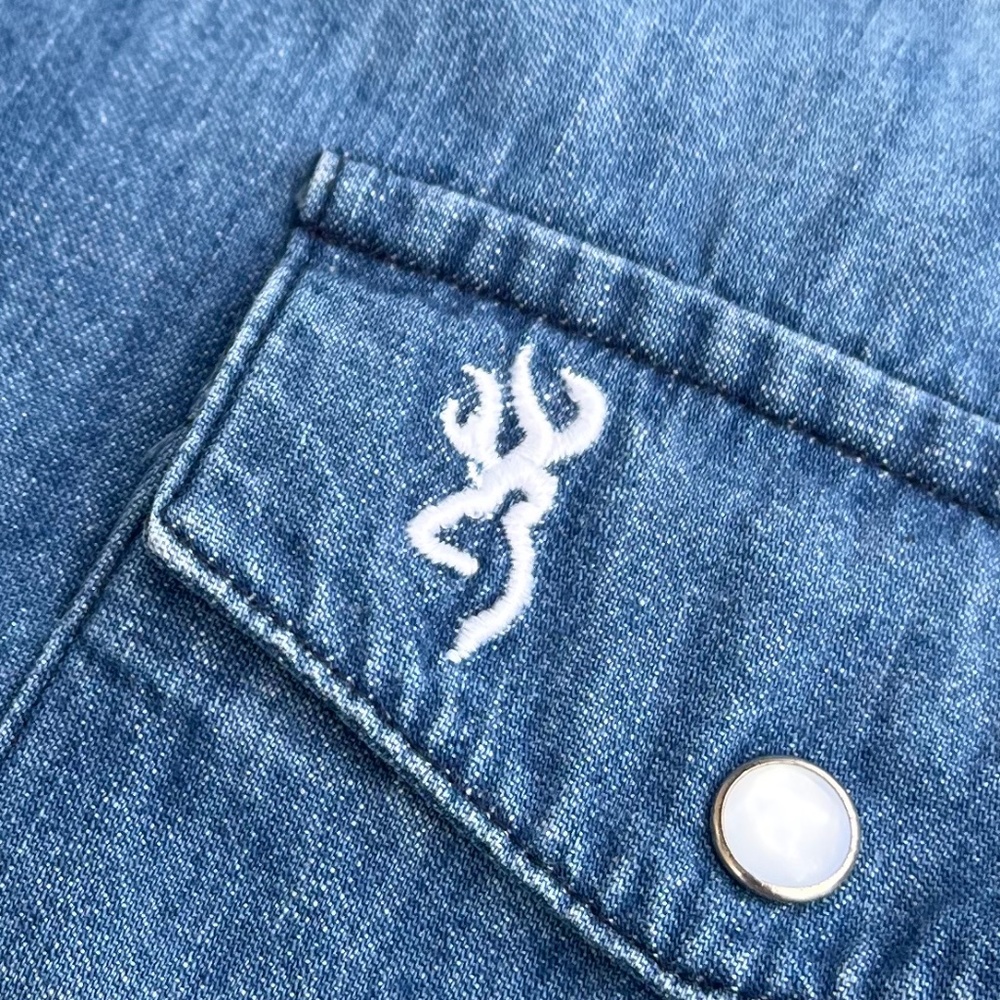 Browning Denim Shirt Authentic Pearl Snaps Embroidery Topstitching Women's M - Picture 4 of 9